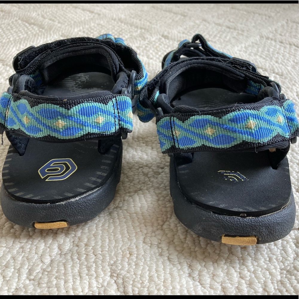 {Element} Black Patterned Strap Sandals - image 5